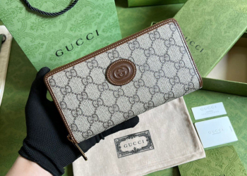 GUCCI GG SUPREME CANVAS WALLET